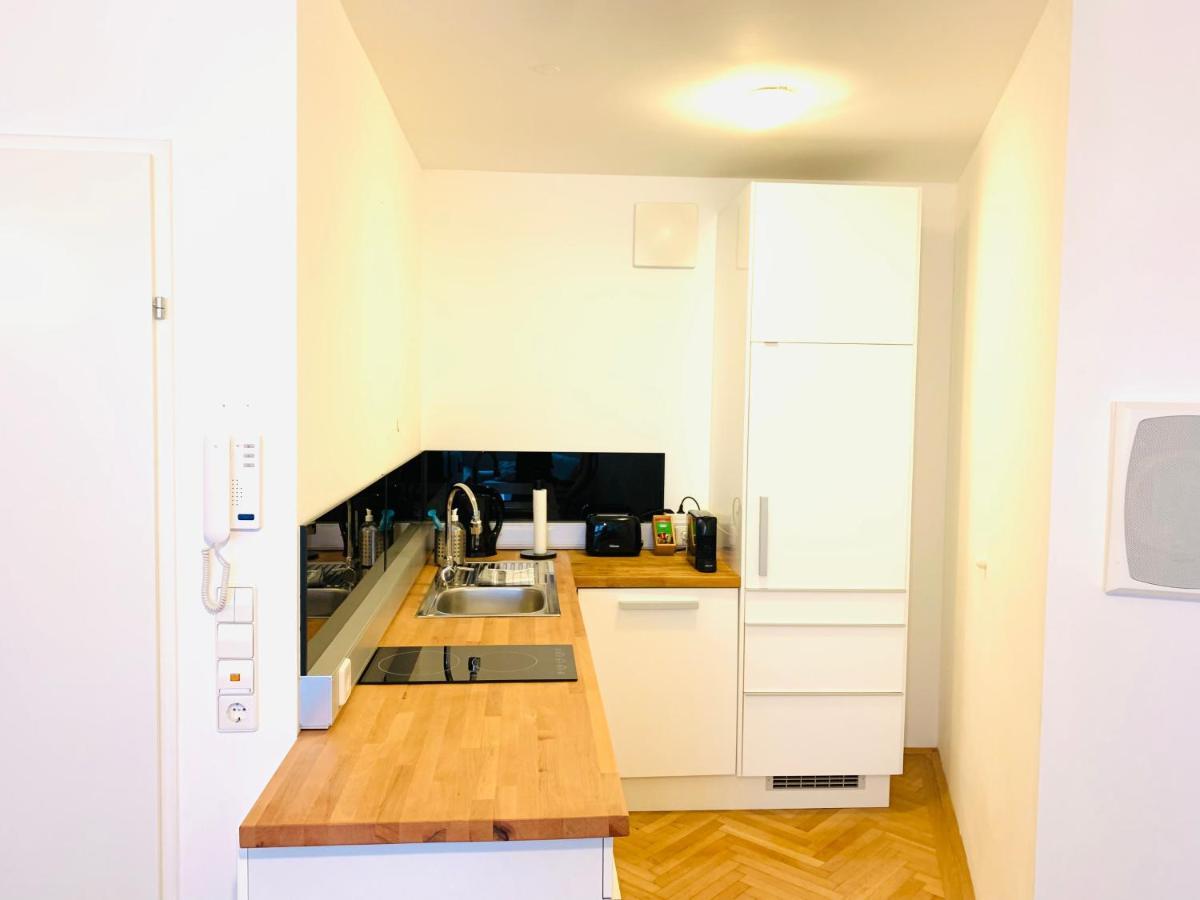 Ruhige Wohnung Im Gasometer Wien *Wifi*U3*Netflix* Extérieur photo